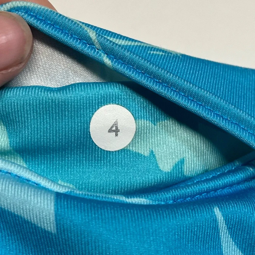 Lululemon Skirt Skort run speed skirt Color: Seawheeze edition Aruba skort 4 - Picture 9 of 9